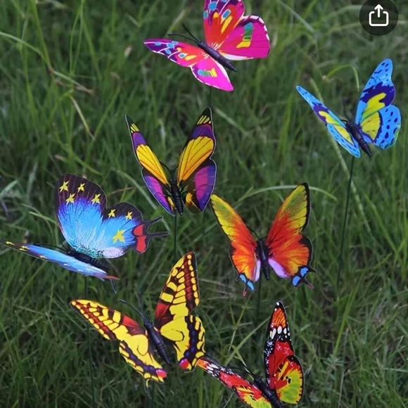 I have lots of items,Just message me for prices, will ship with extra charge - Picture 12 of 13